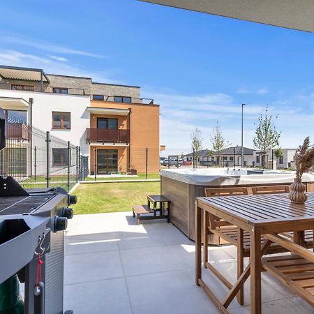 Boho Apt W Jacuzzi, Grill & Garden 莫德拉 外观 照片