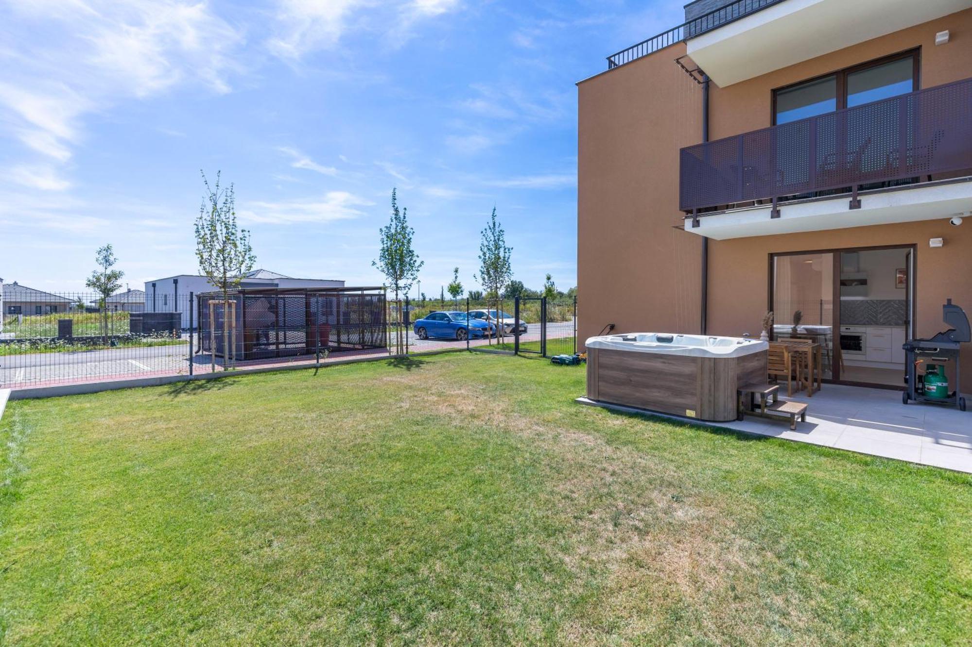 Boho Apt W Jacuzzi, Grill & Garden 莫德拉 外观 照片